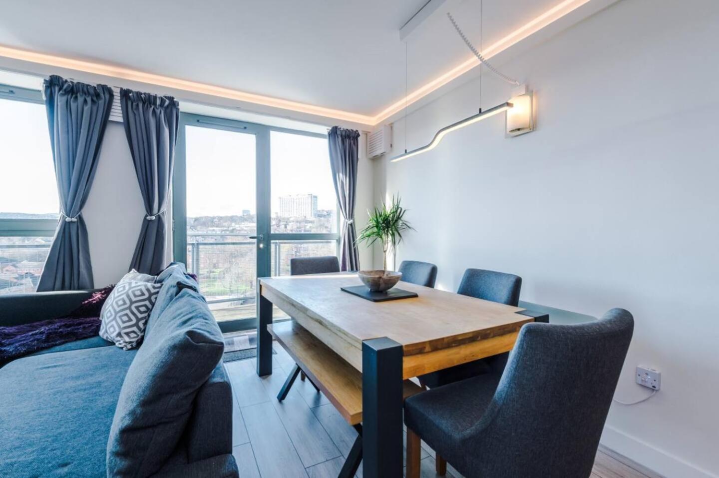 High-Spec Penthouse Central Free Parking Space Sheffield Dış mekan fotoğraf