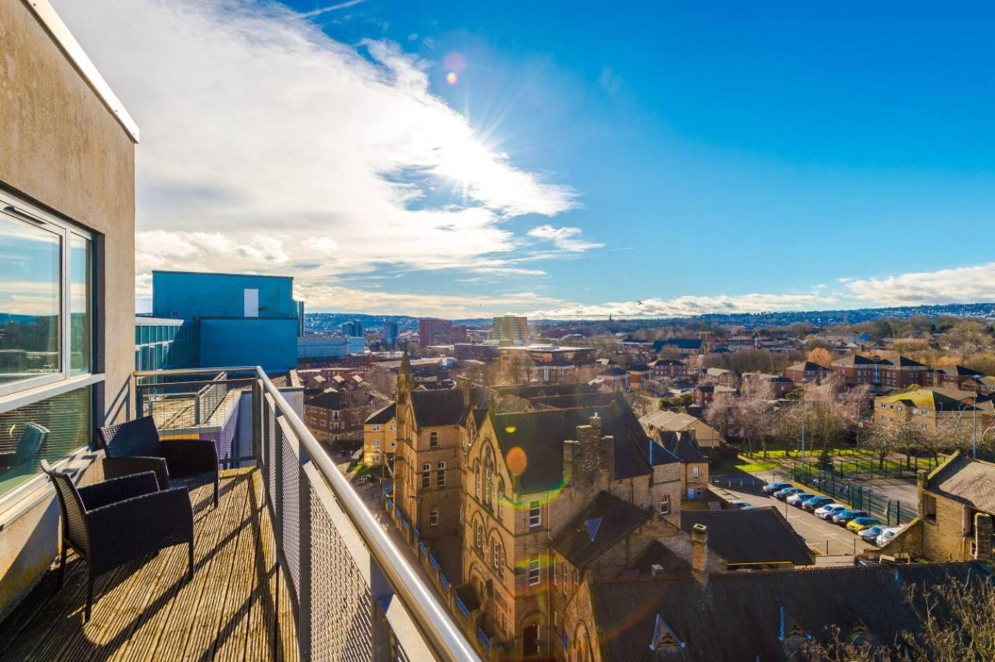 High-Spec Penthouse Central Free Parking Space Sheffield Dış mekan fotoğraf