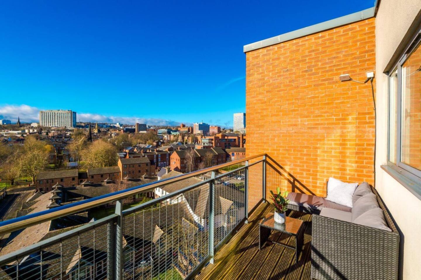 High-Spec Penthouse Central Free Parking Space Sheffield Dış mekan fotoğraf